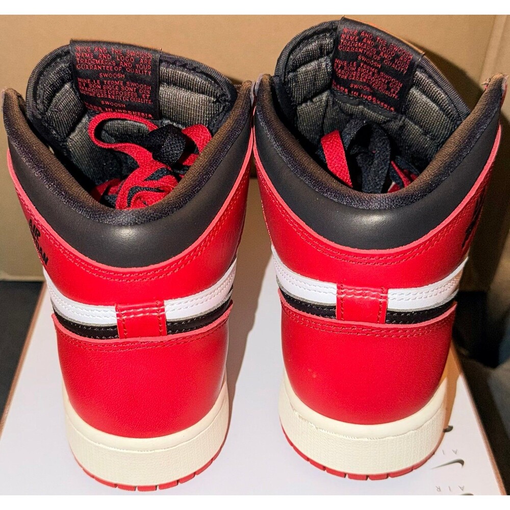 Air Jordan 1 Retro High OG ‘Black Toe Reimaged” - Size 4Y - Picture 4 of 5